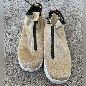 Nike Zoom Kobi Icon Jacquard metallic gold zip glove sneakers
